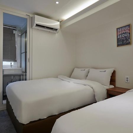 Eight Rest Hostel Myeongdong Séoul Extérieur photo